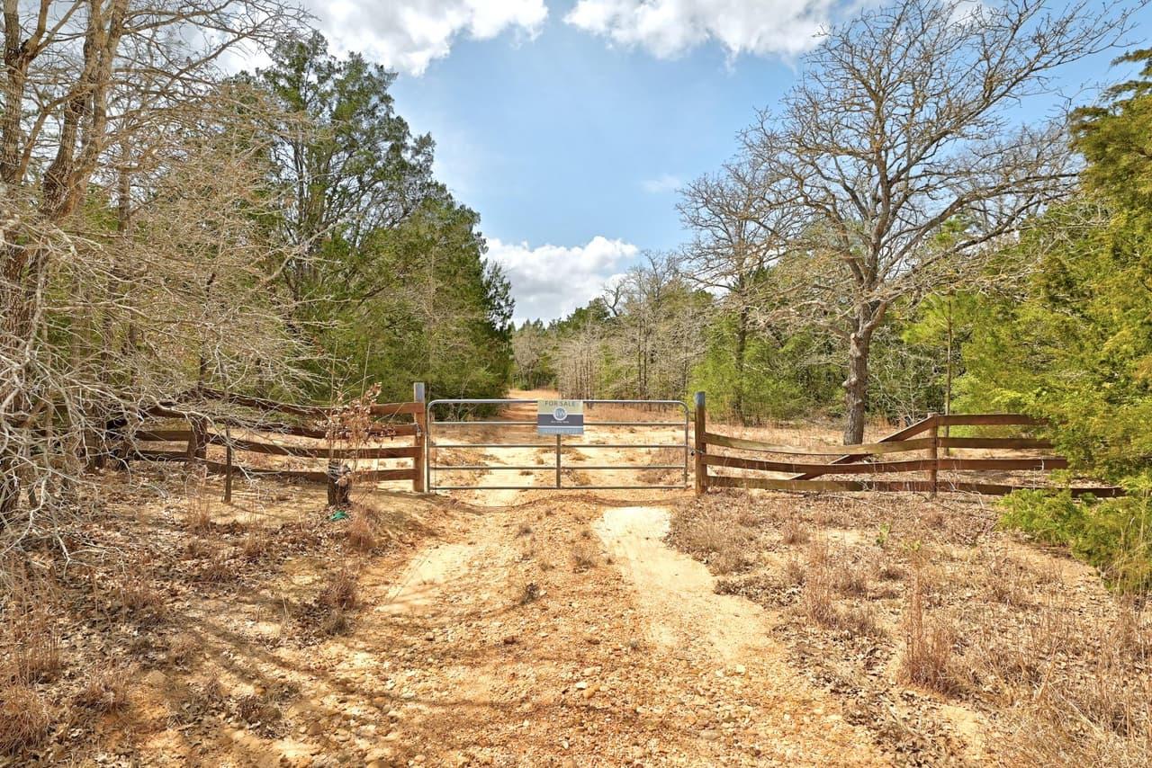 109  Crepe Myrtle Rd