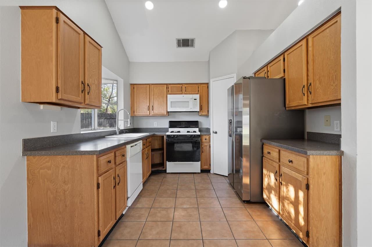 1000  Deer Grove Dr photo 6