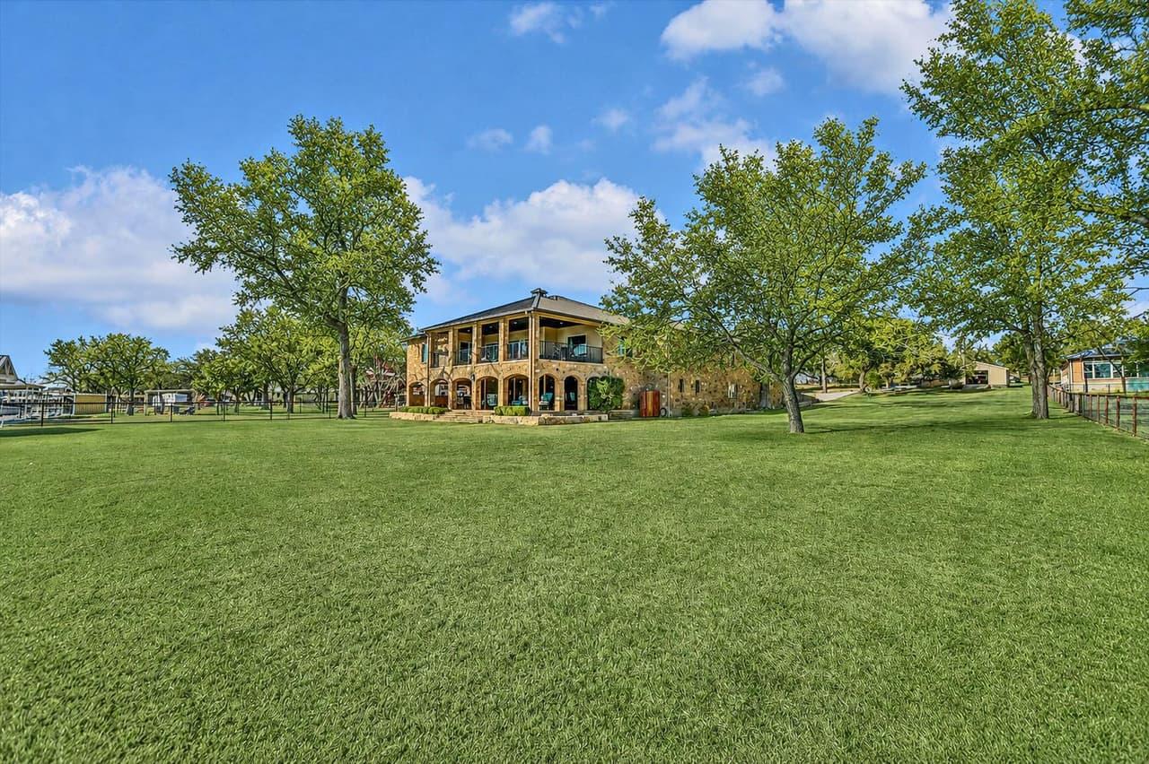360  Campa Pajama Ln