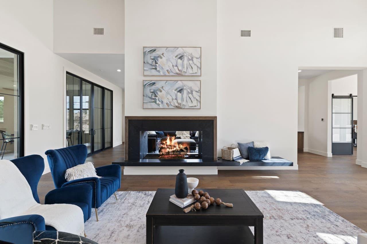 240  La Serena Loop photo 5