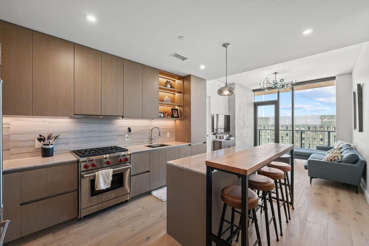 610  Davis St  #3805 photo 5