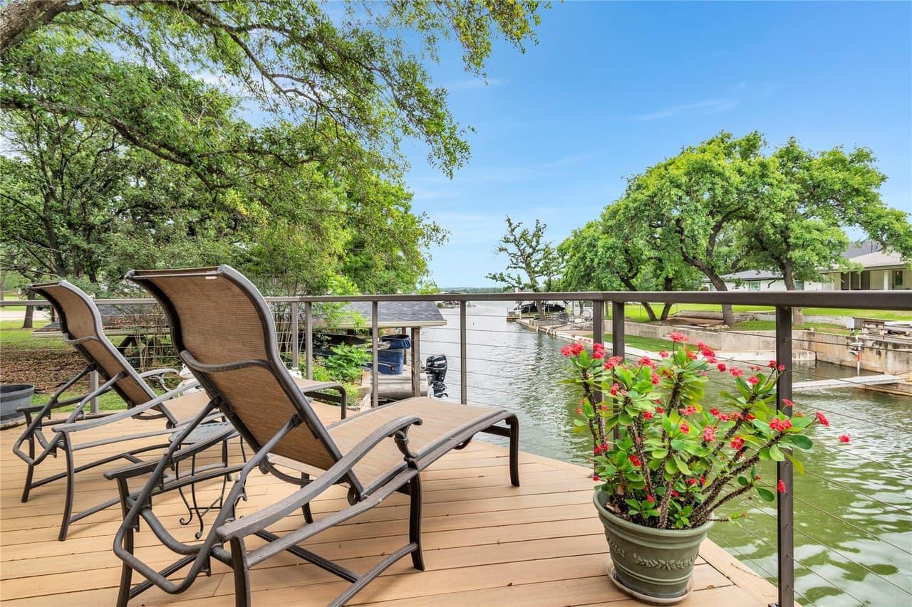 1122  Hill Circle East Dr