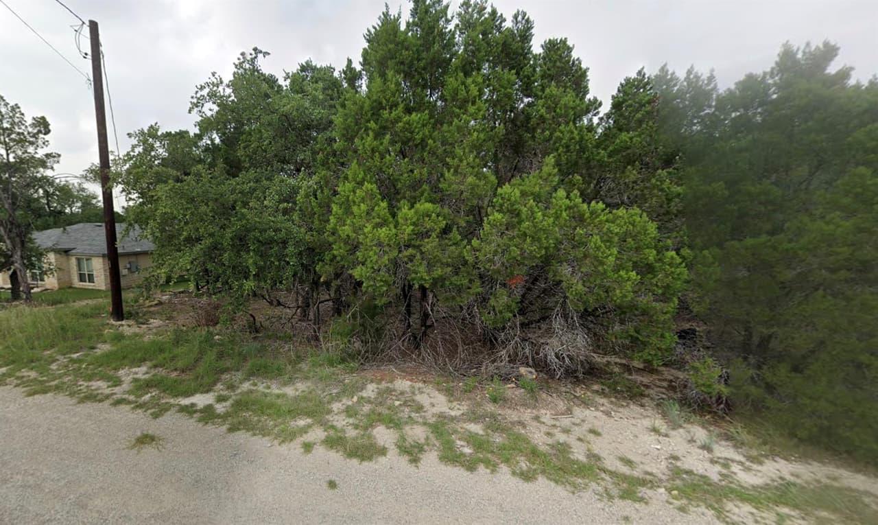 20312  High Dr photo 4