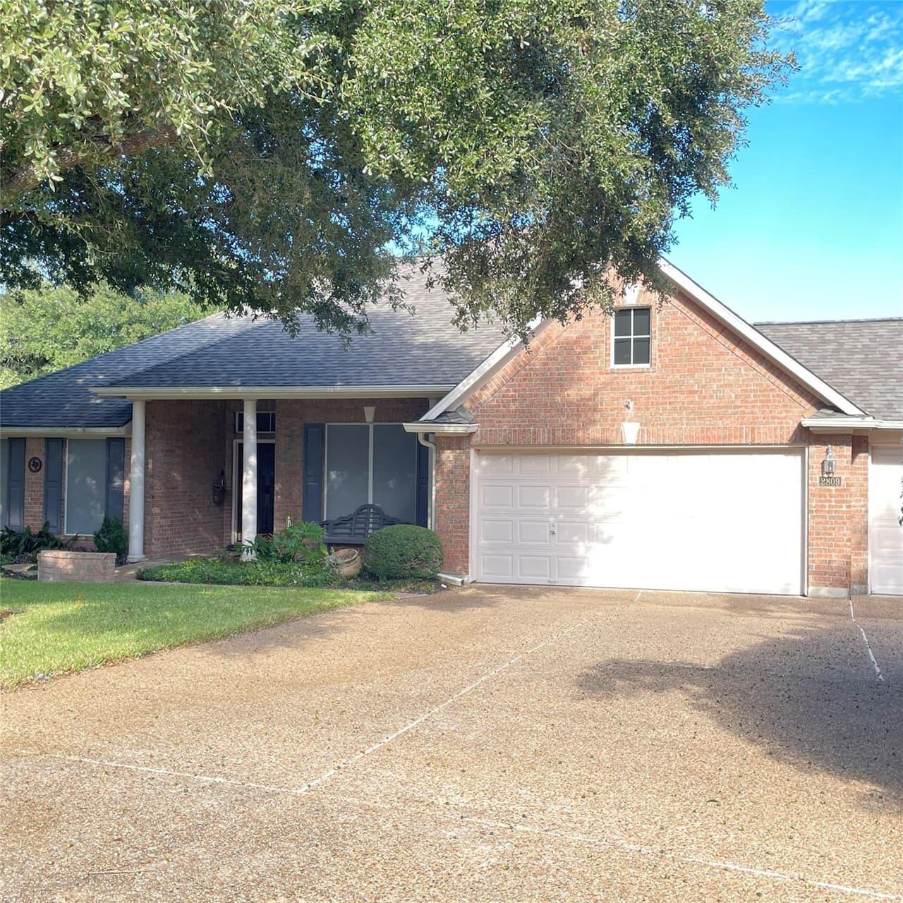 2809  Loncola Ct