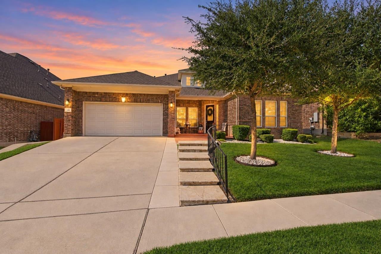 381  Betony Loop