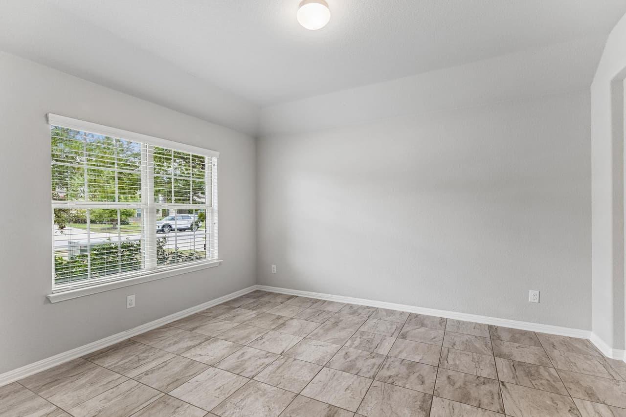 6708  Catania Loop photo 5