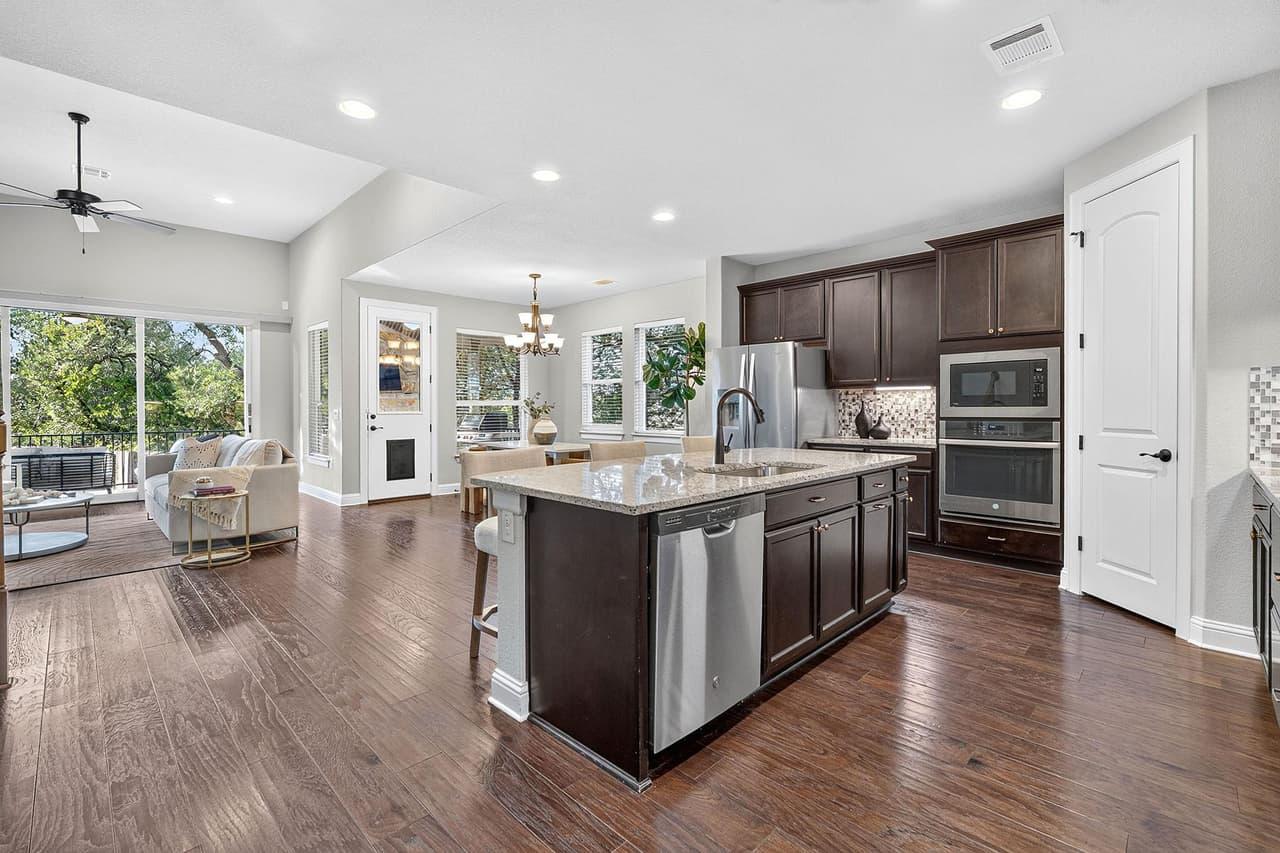 8905  Moccasin Path photo 6