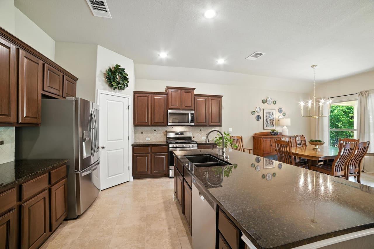 107  Tylee Cir photo 5