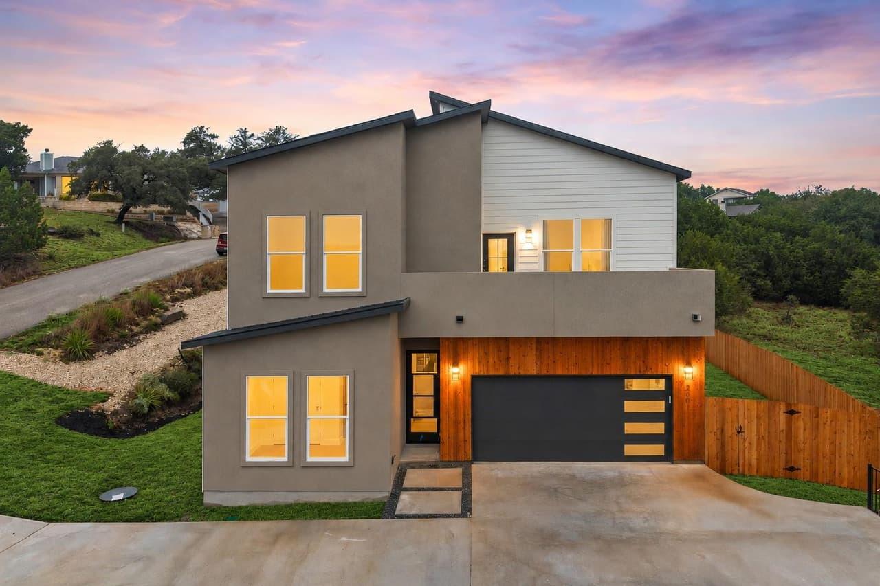 2603  Franklin Cv