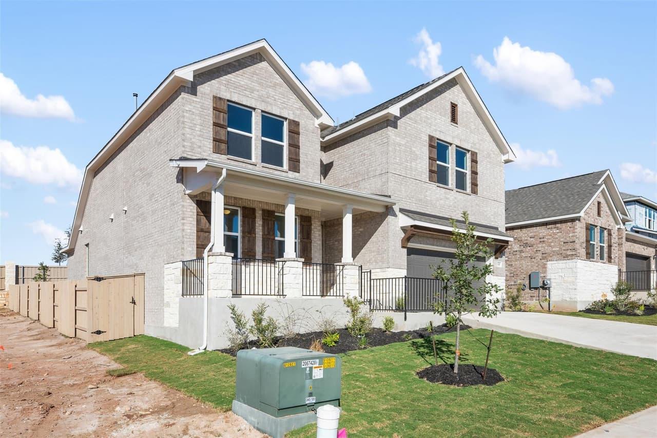 136  Coleto Trl photo 4