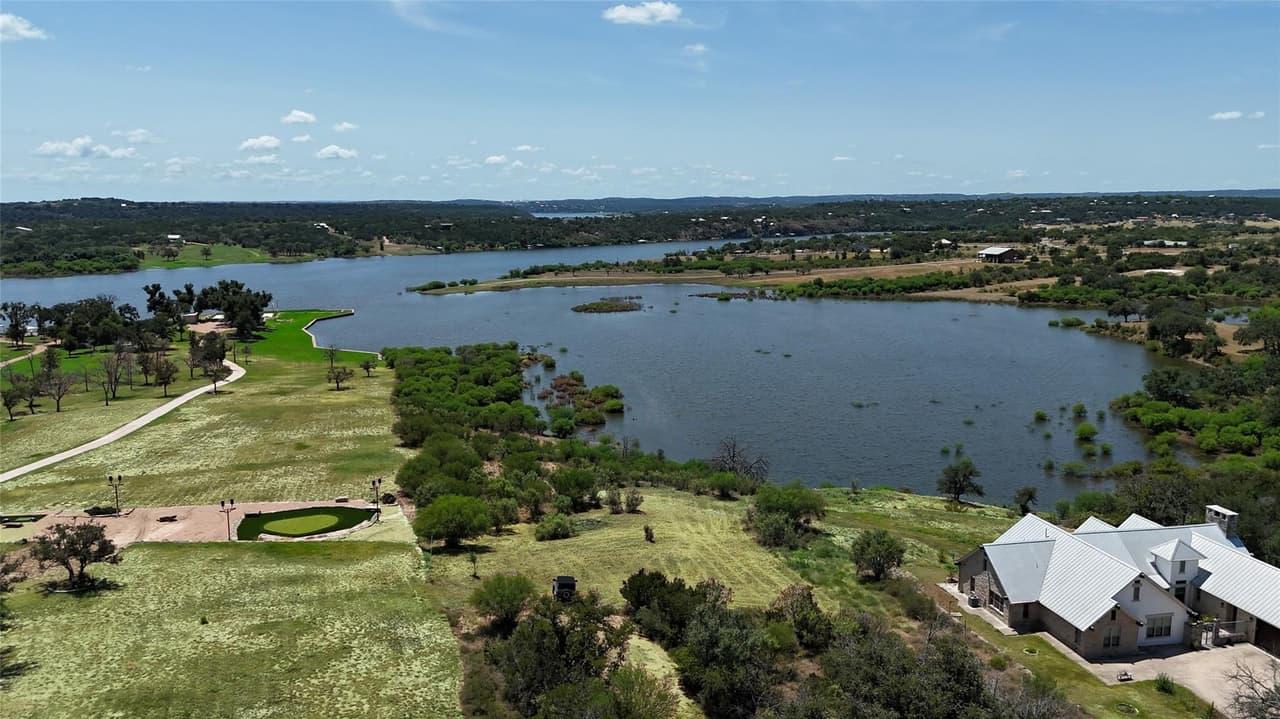 281  Chimney Cove Dr