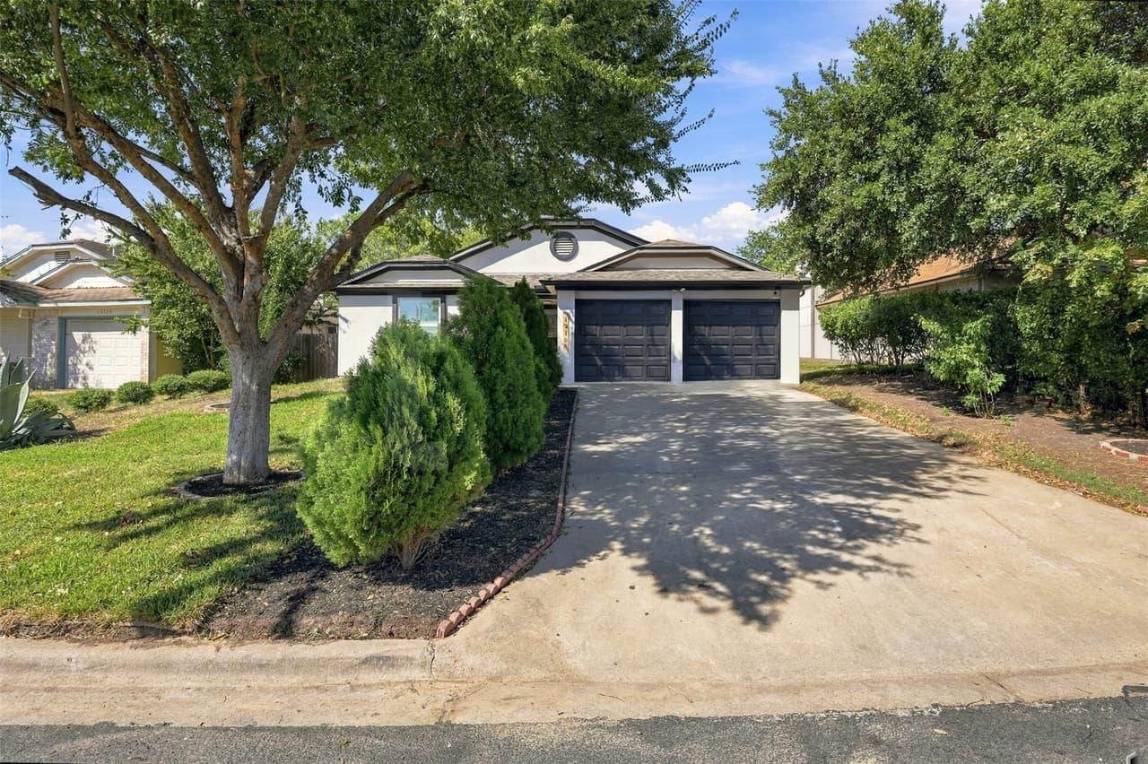 12106  Carnforth Dr photo 2