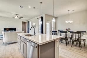 1624  Coral Sunrise Trl photo 4