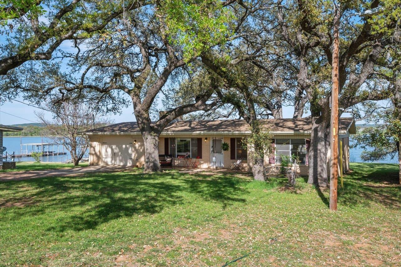 210  Lake Loop photo 2