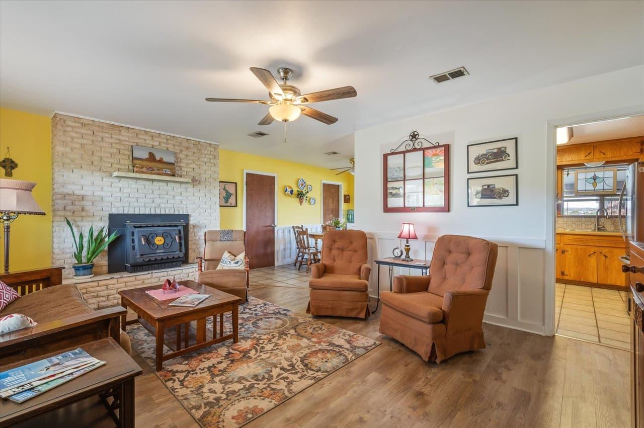 210  Lake Loop photo 6