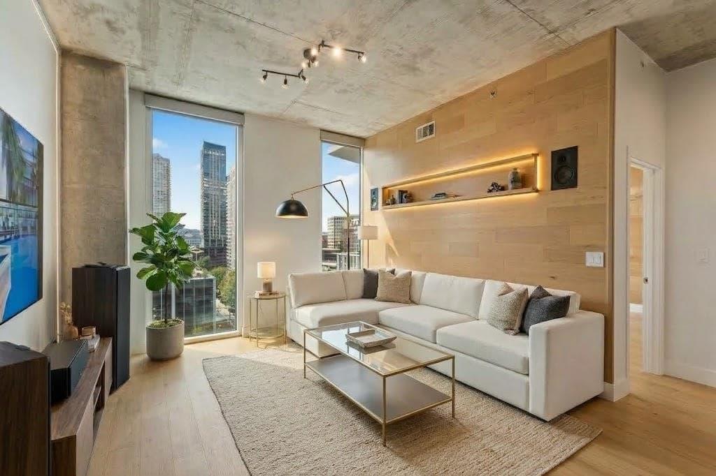360  Nueces St  #1114 photo 2