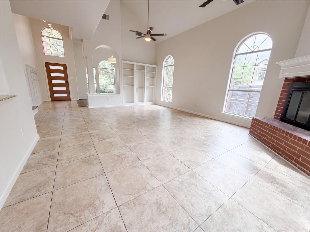 2225  Parkland Cv photo 4