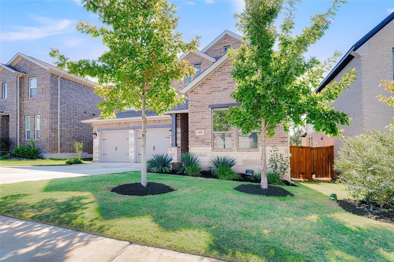 305  Terra Manor Trl photo 2