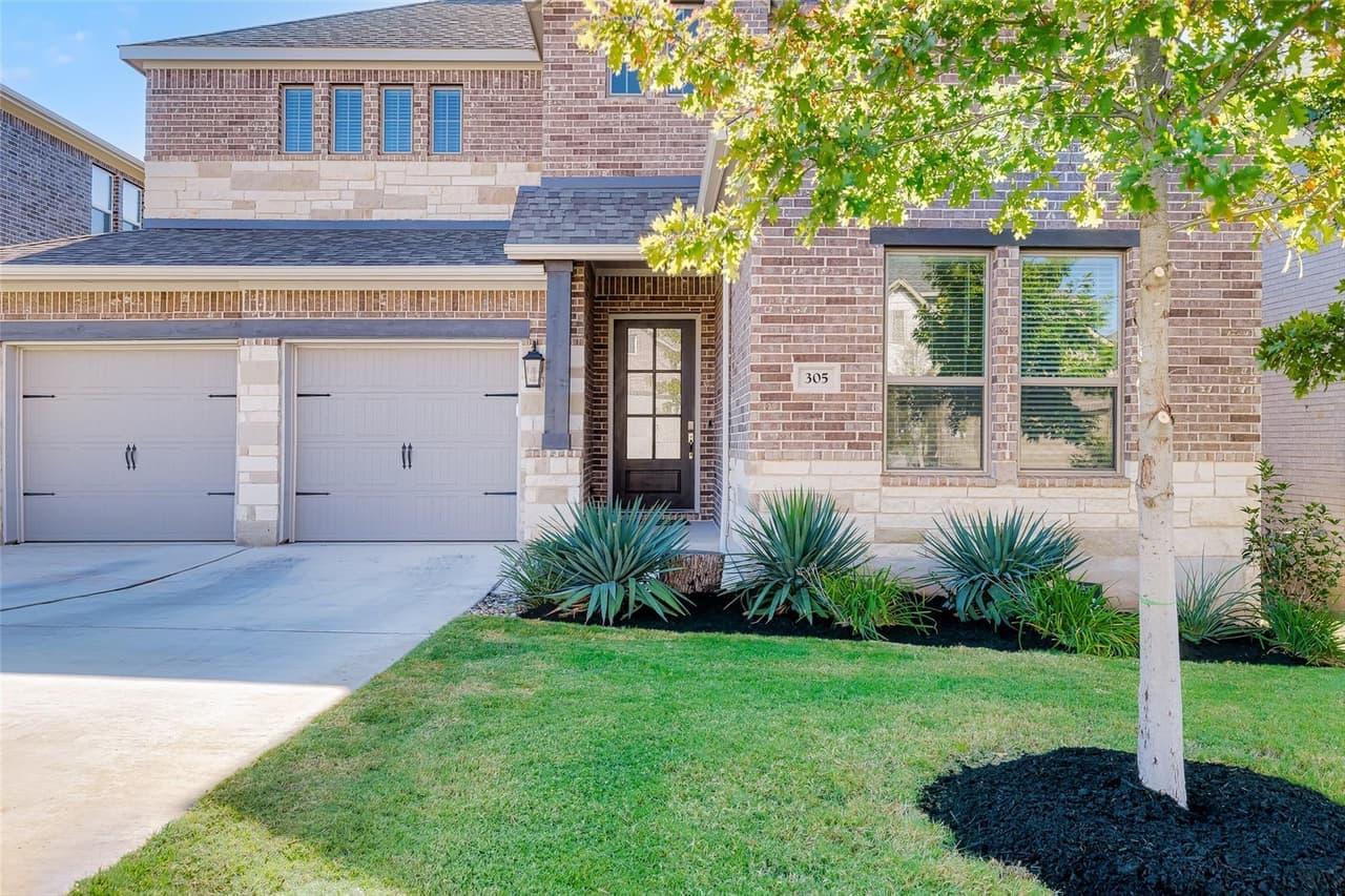 305  Terra Manor Trl photo 3