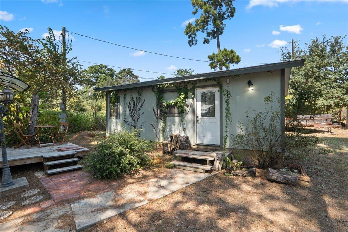 138  Forest Ln photo 4