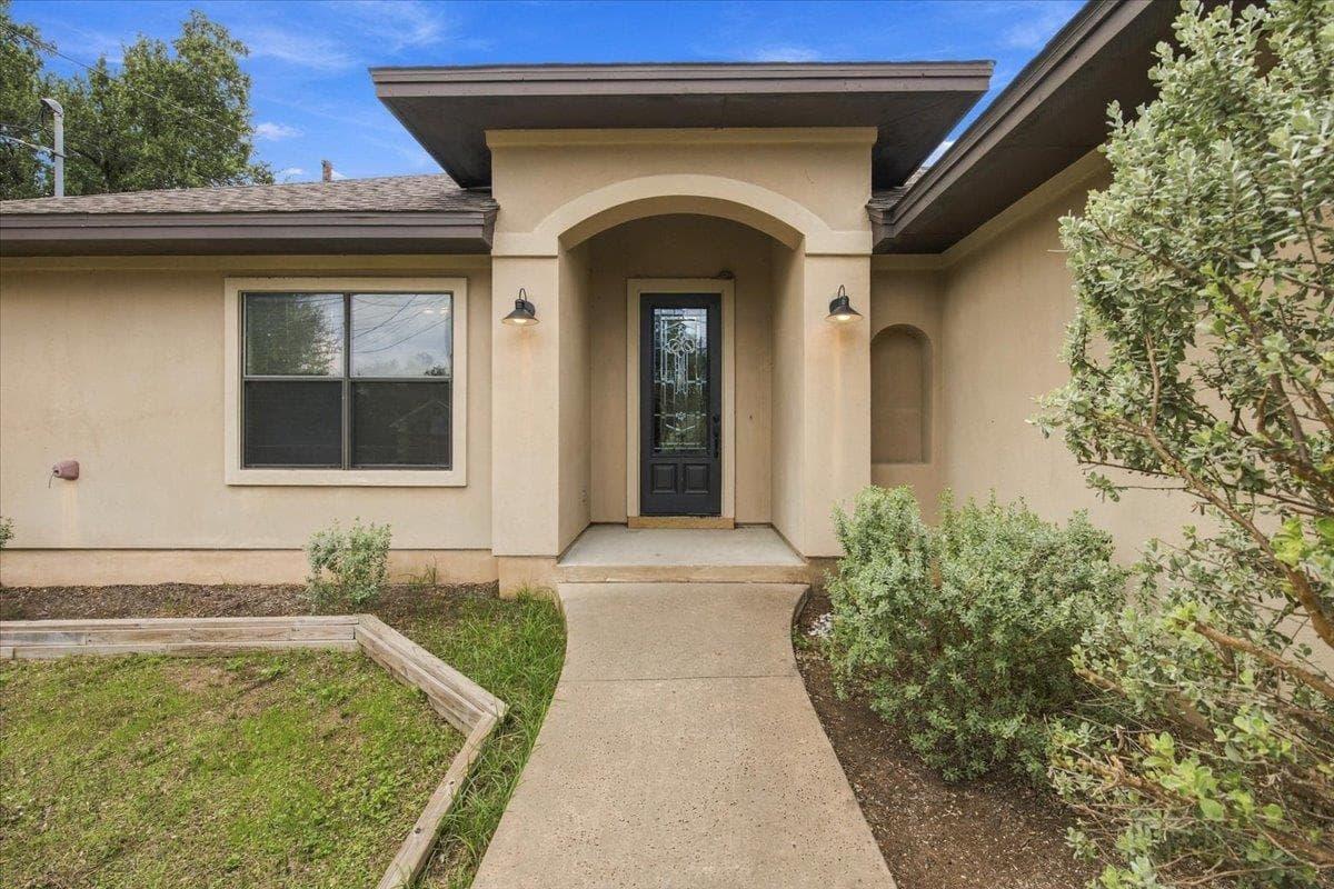 14813  Foy Dr photo 2