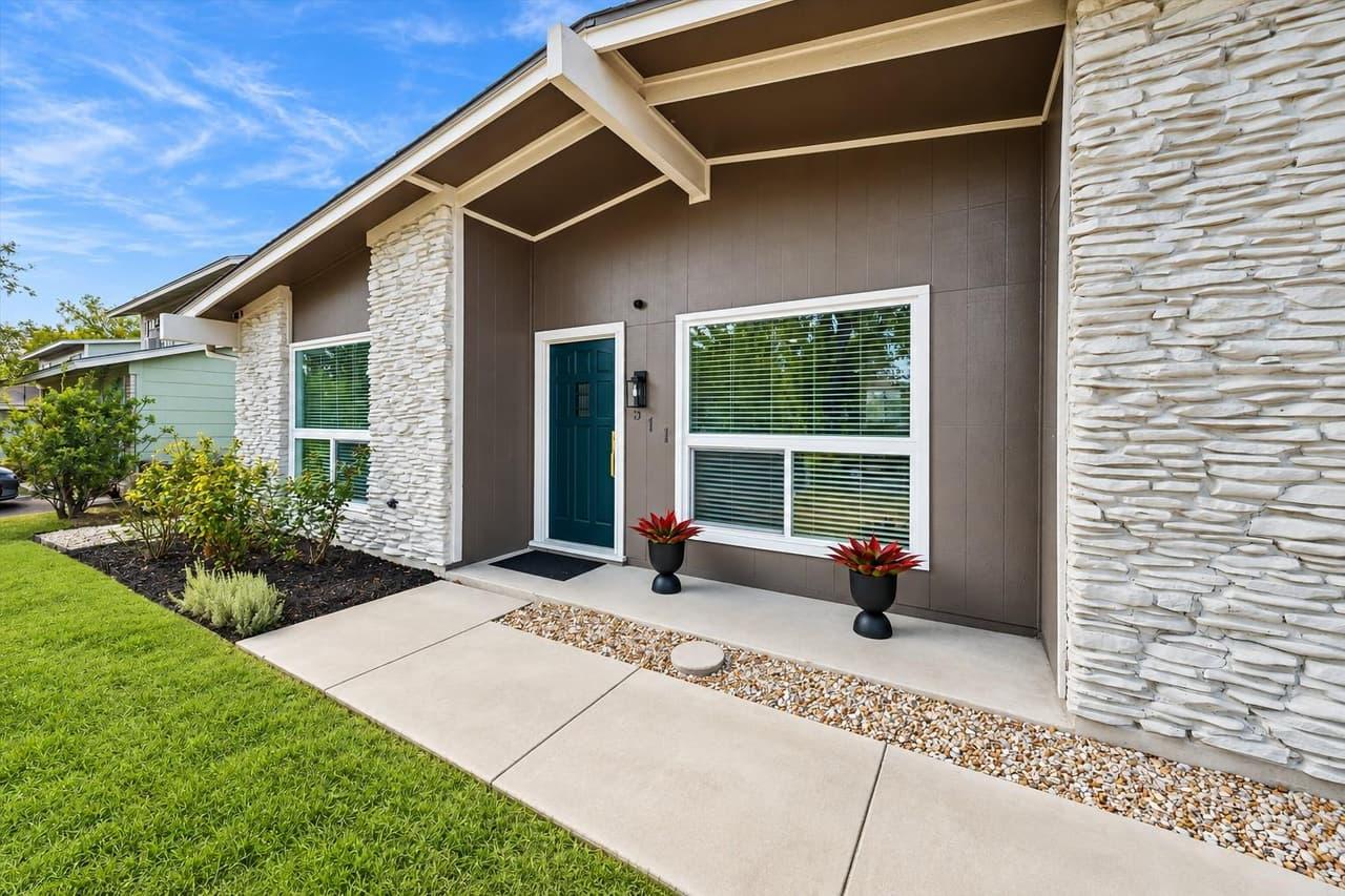 511  Arbor Ln