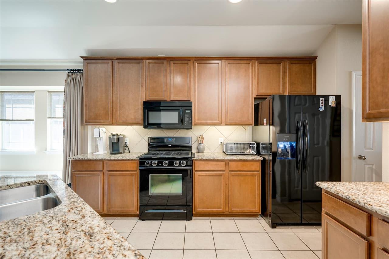 1323  Talley Loop photo 4