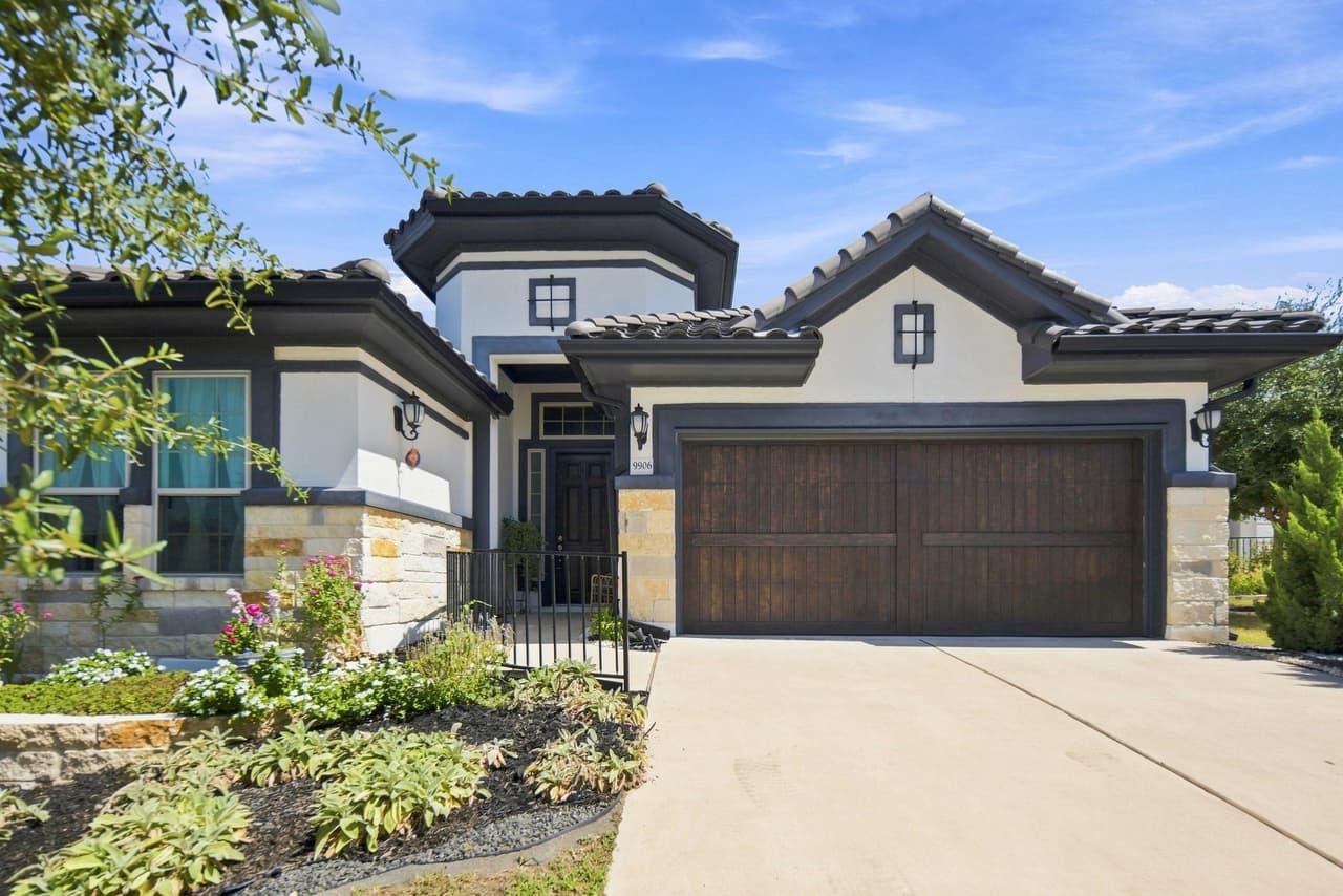 9906  Bayshore Bnd