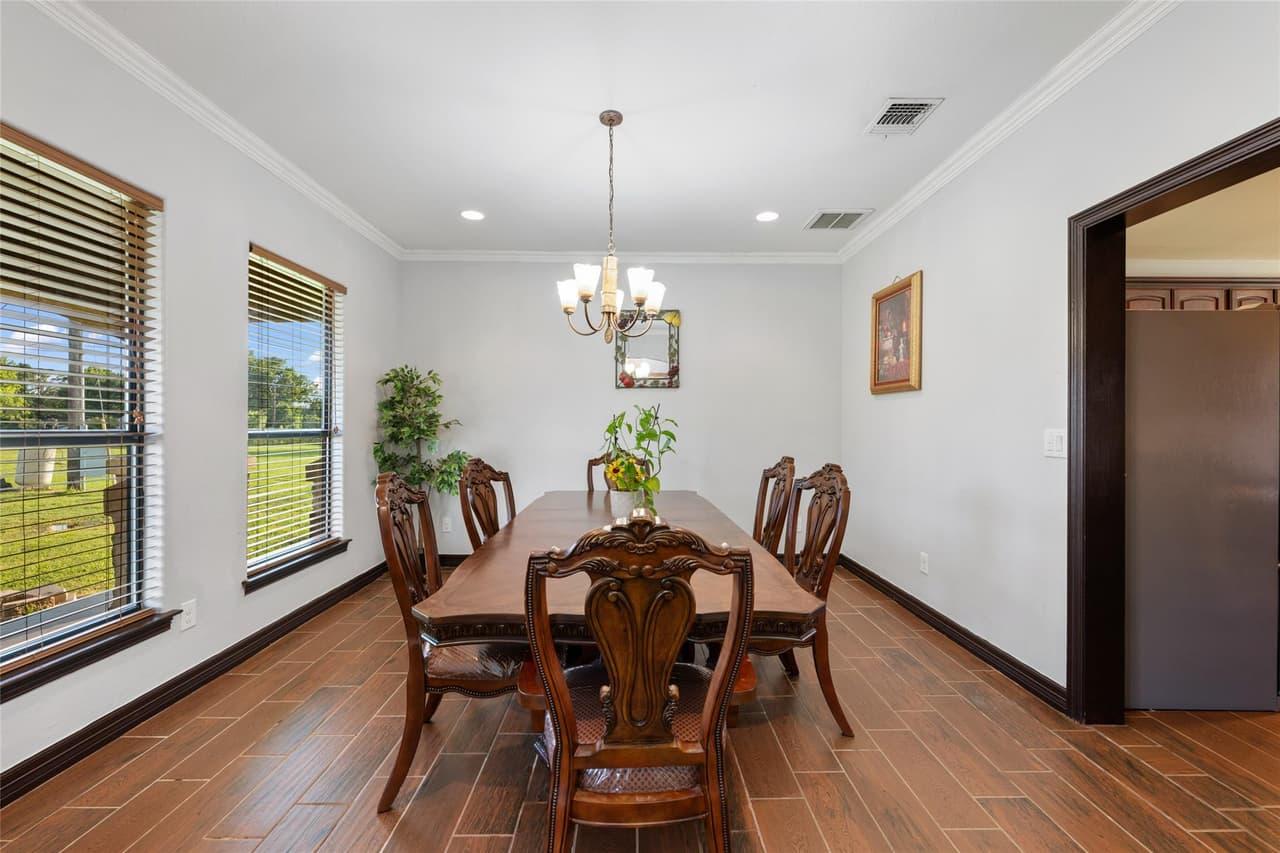 108  Whispering Pines Dr photo 6
