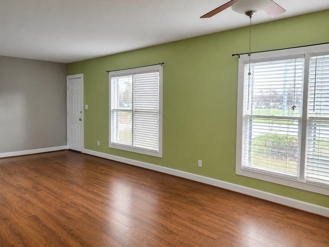 1106  Austin St photo 4