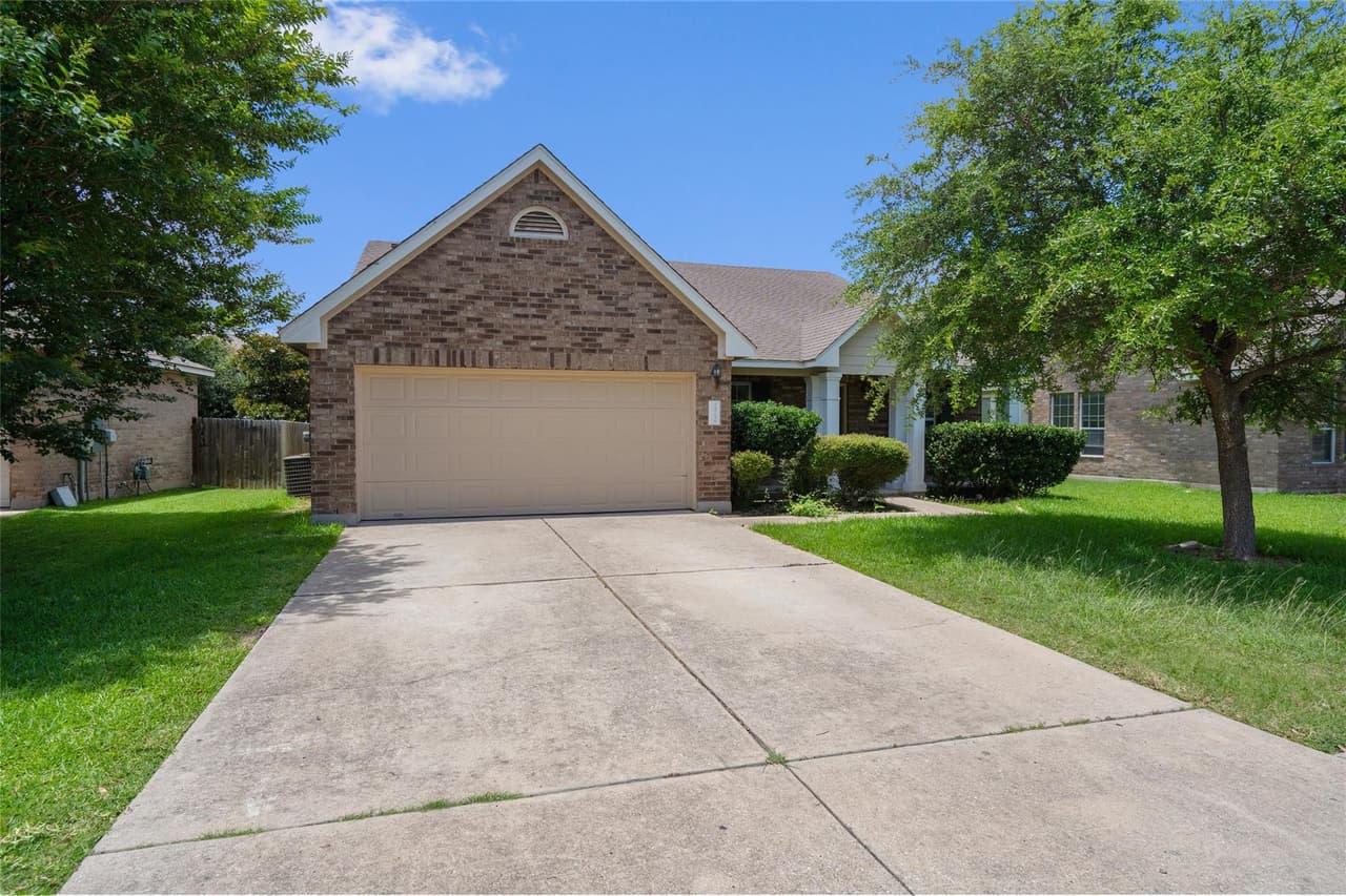 3924  Links Ln