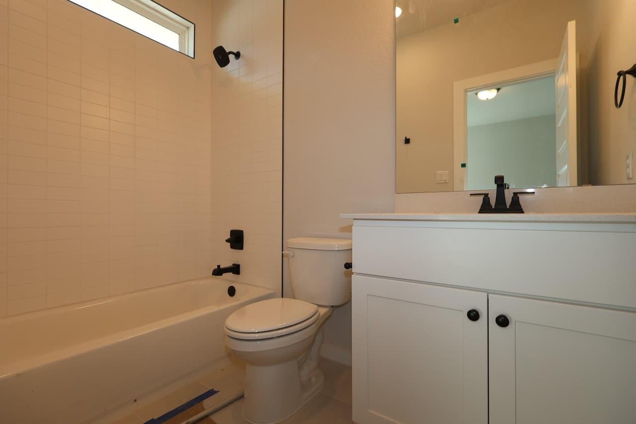 550  Darley Oak Drive None photo 6