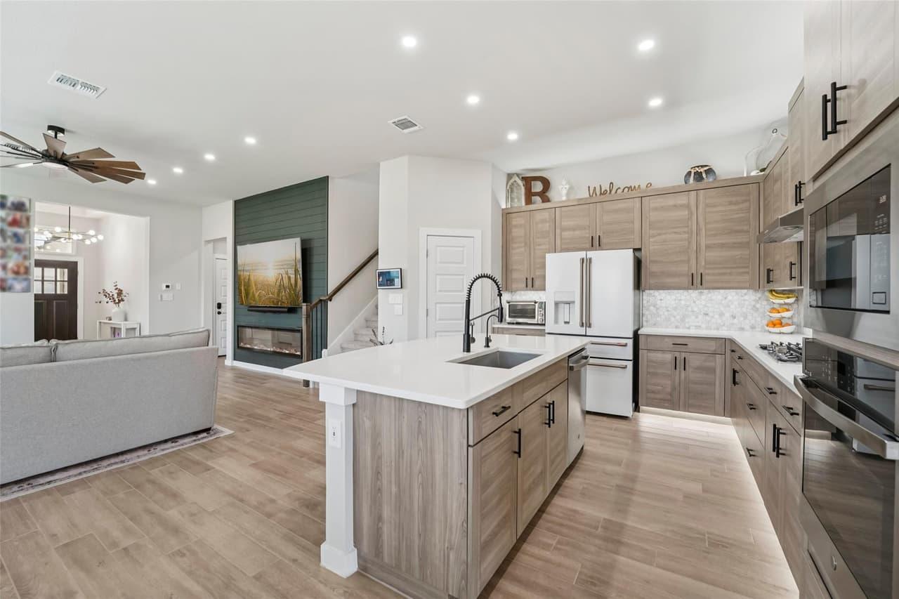 1108  Sweetspire St