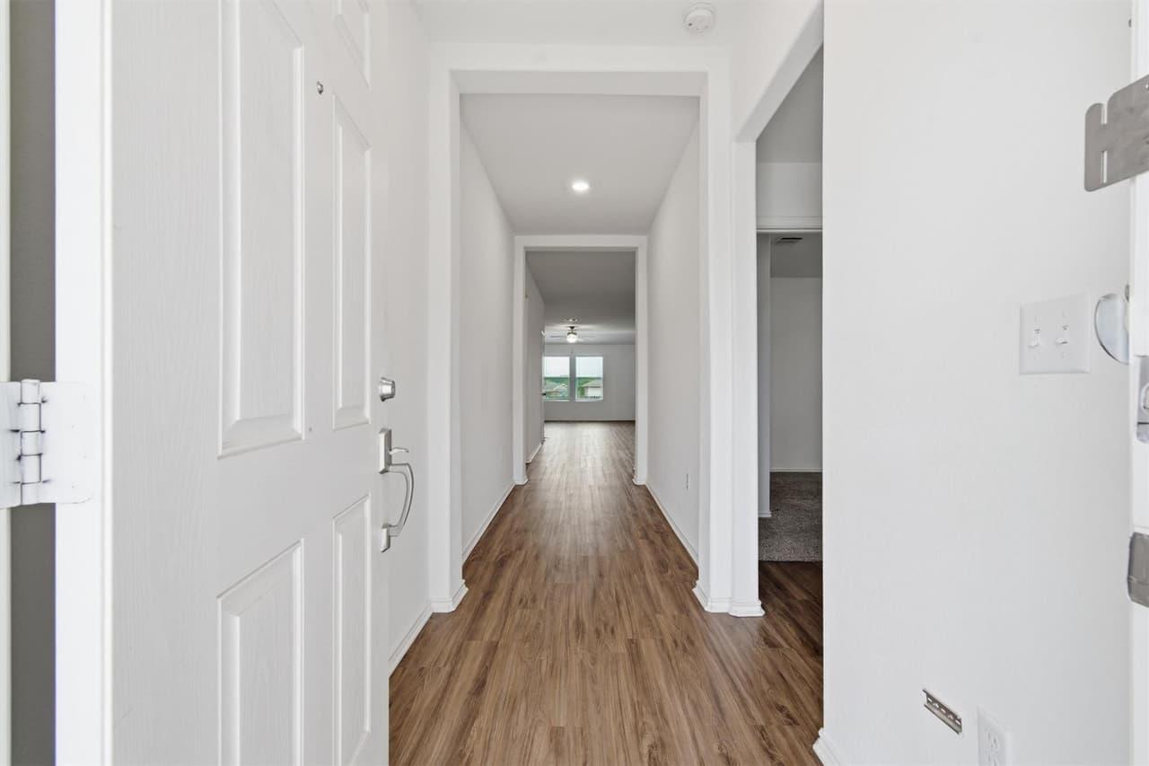 10508  Steinbeck Dr photo 2