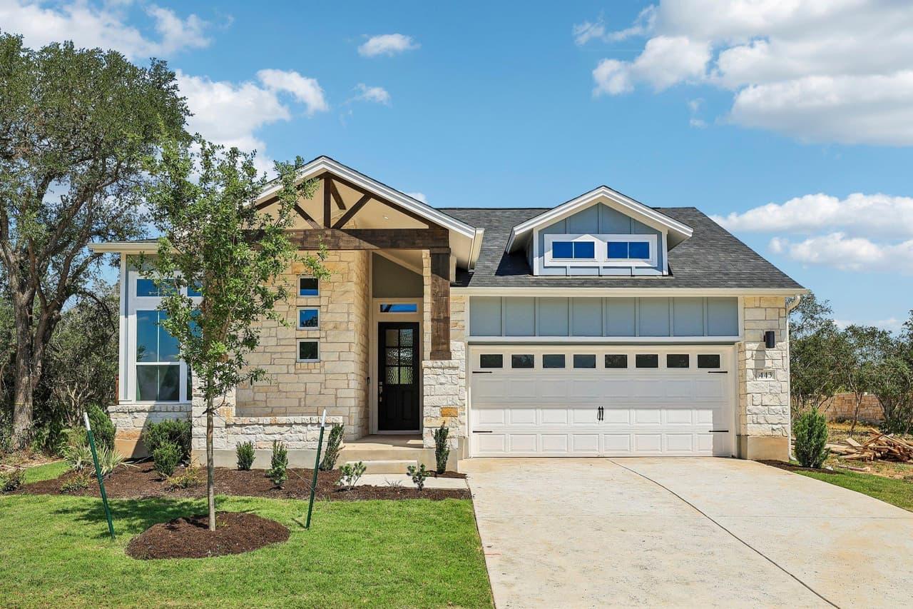 443  San Saba Dr