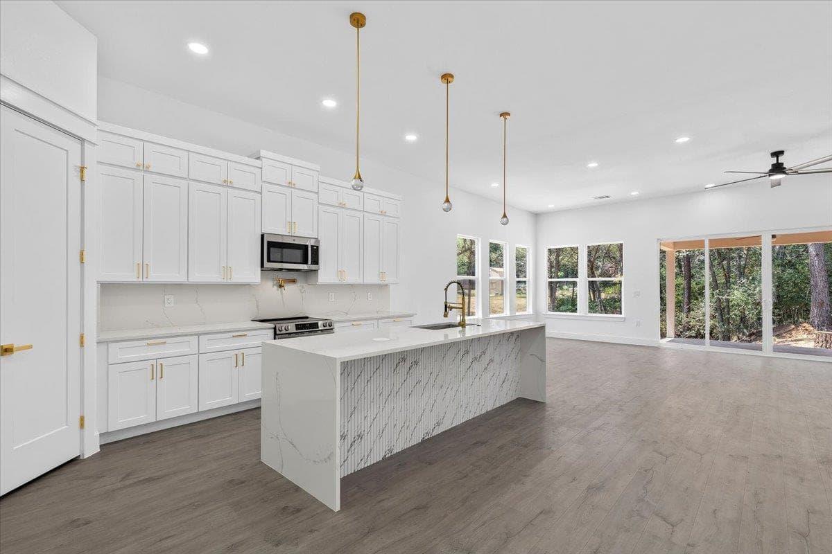 112 N Pohakea Dr photo 3