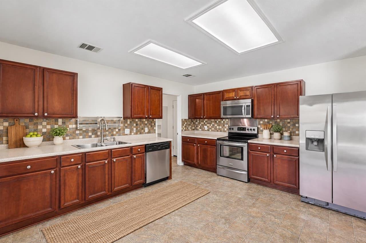 7658  Marble Ridge Dr photo 6