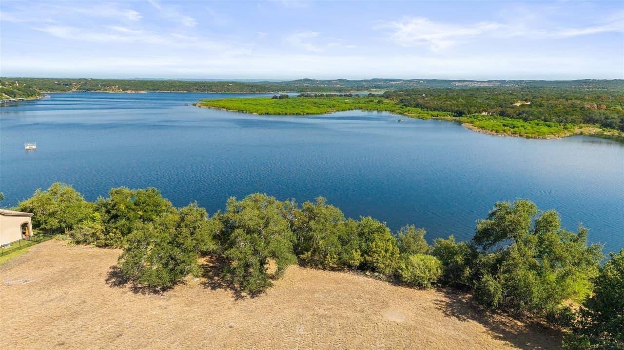 26212  Countryside Dr photo 2