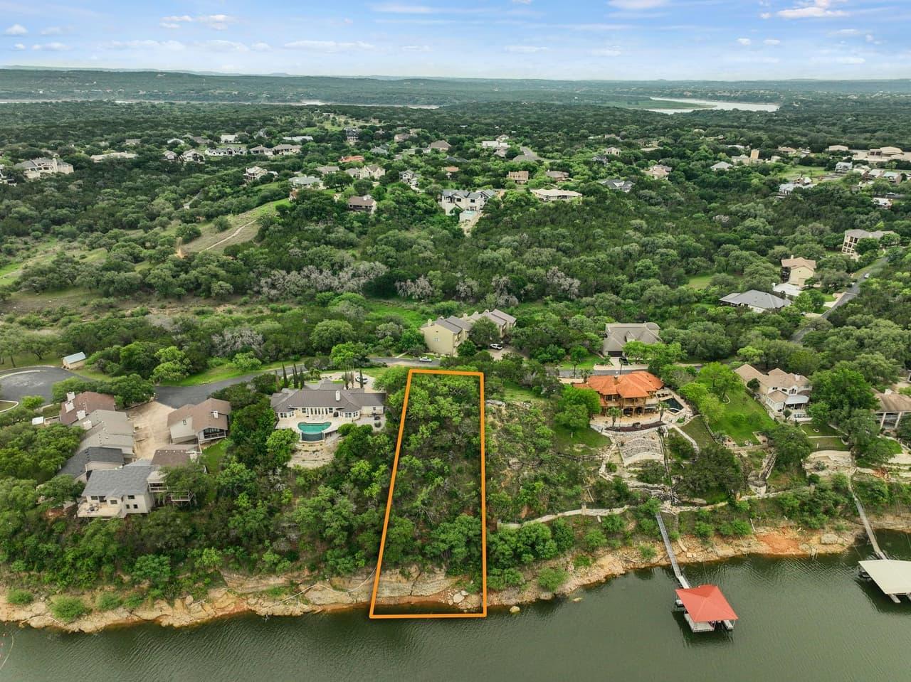 343  Harbor Dr