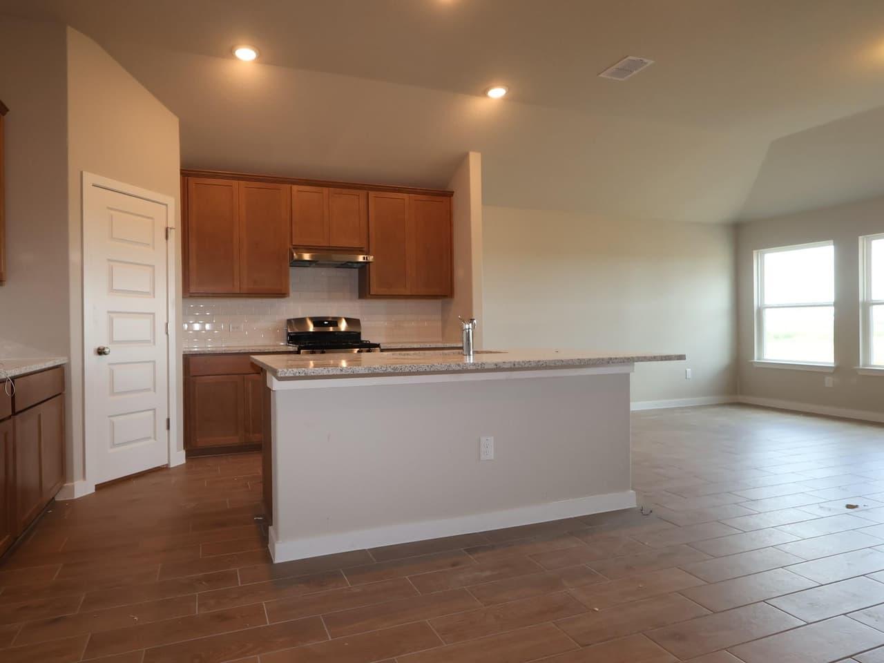 12304  Setting Peak Ln photo 6