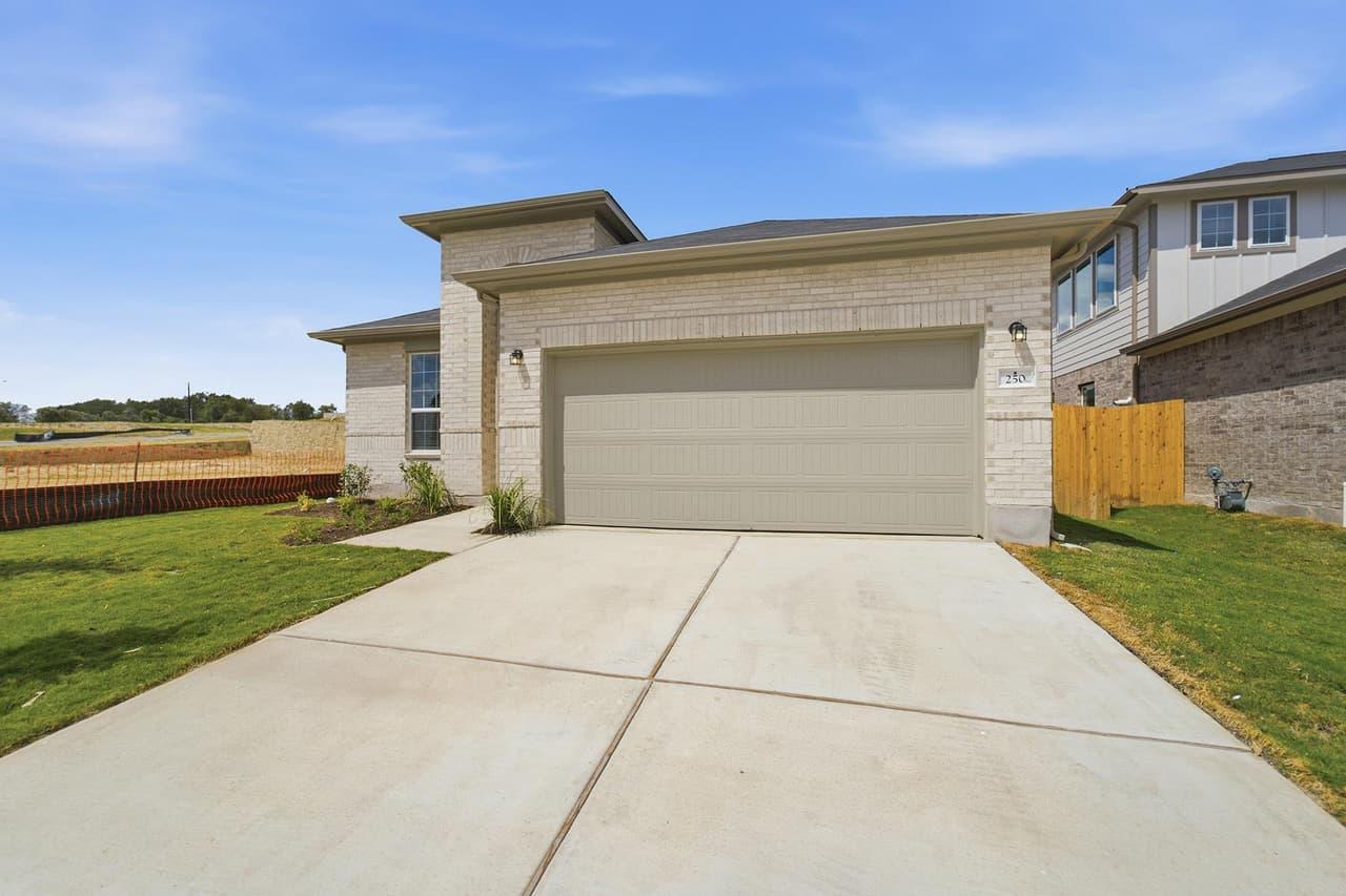 250  Tundra Ln photo 2