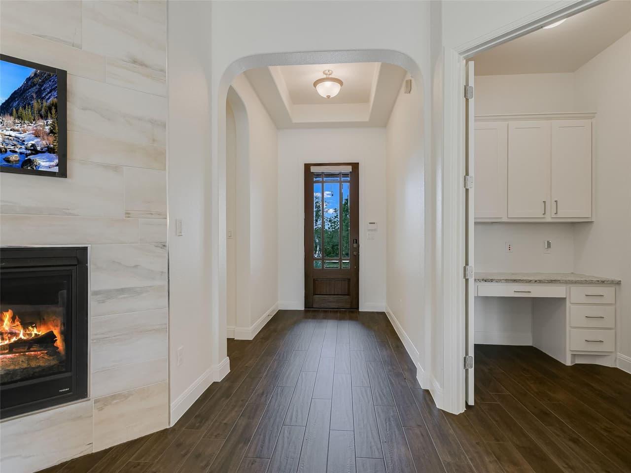 119  Loysoya St photo 4