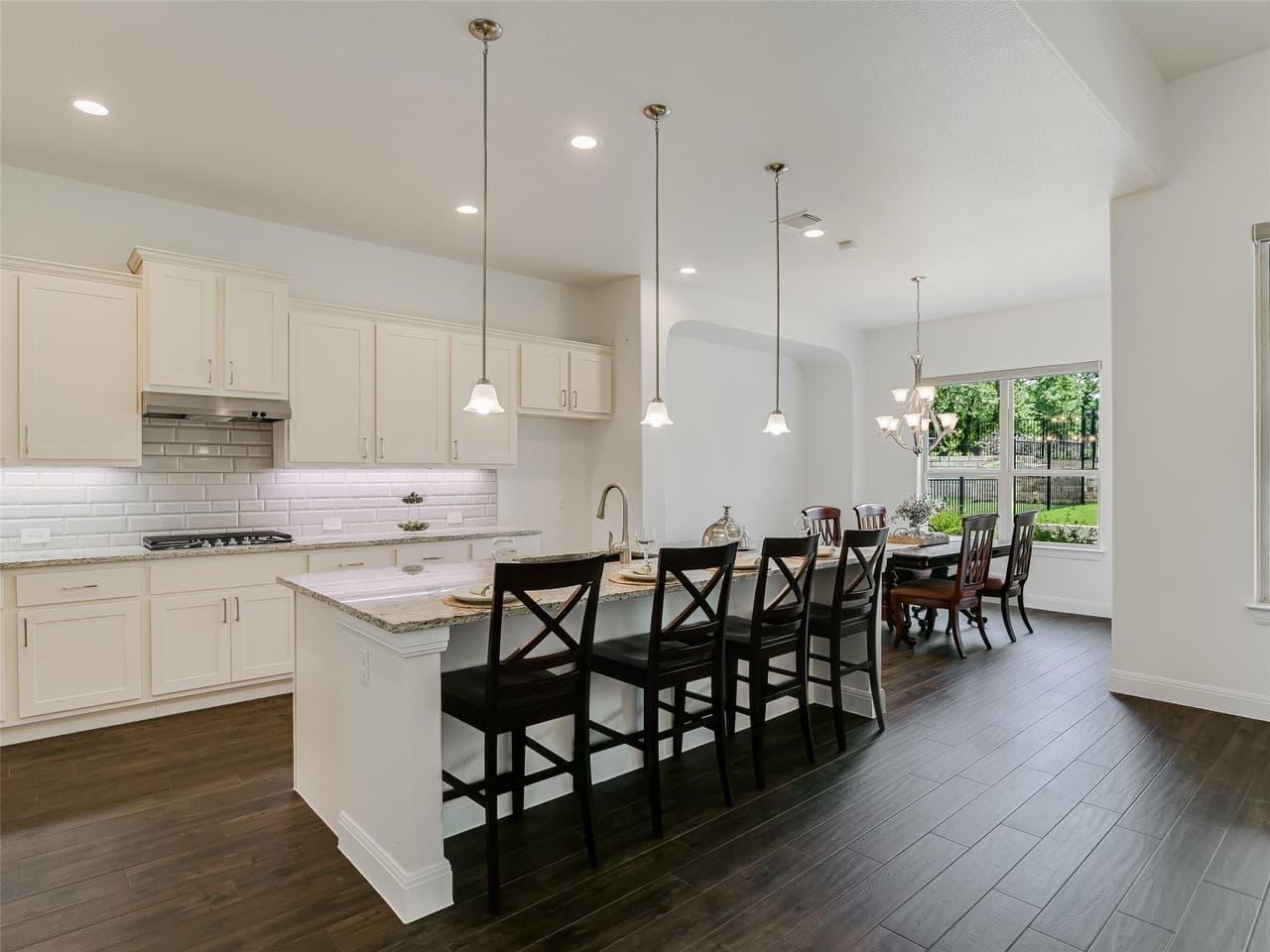 119  Loysoya St photo 6