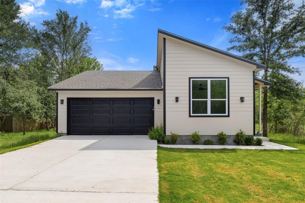 113  Mokulua Ln