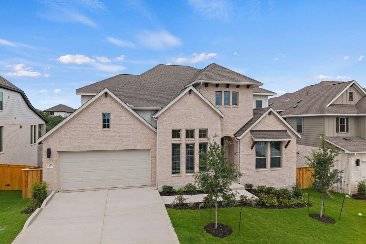 1325  White Daisy Ln photo 2