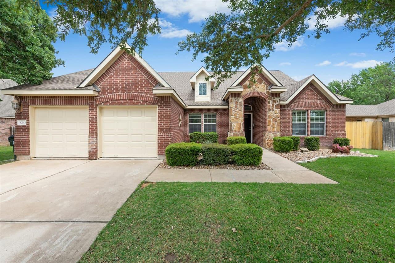 30013  Edgewood Dr