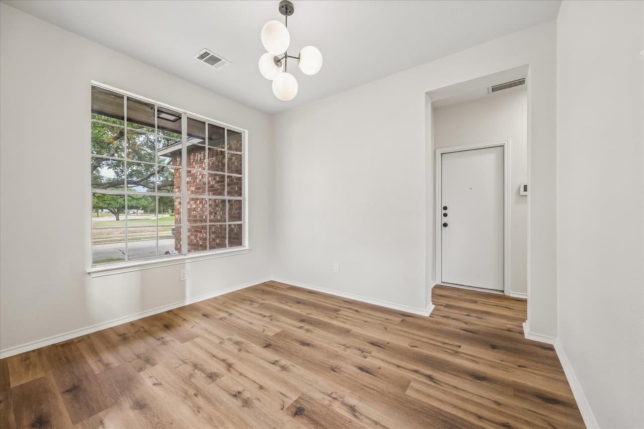 1048  Kirtomy Loop photo 5