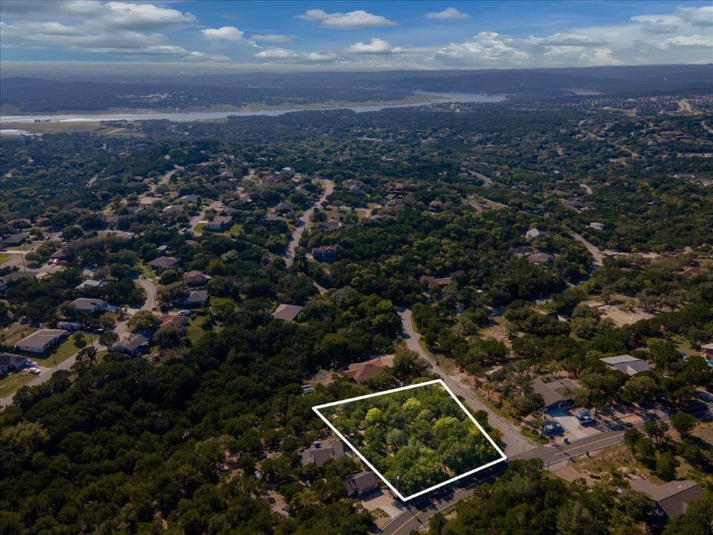 20705  Northland Dr photo 2