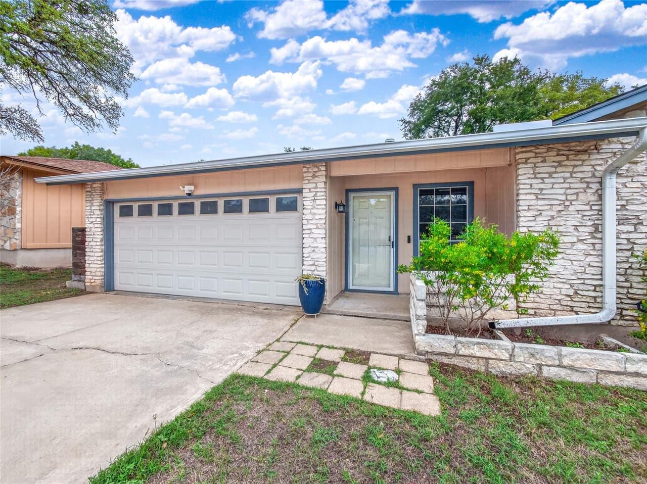 3502  Ambleside Dr photo 2