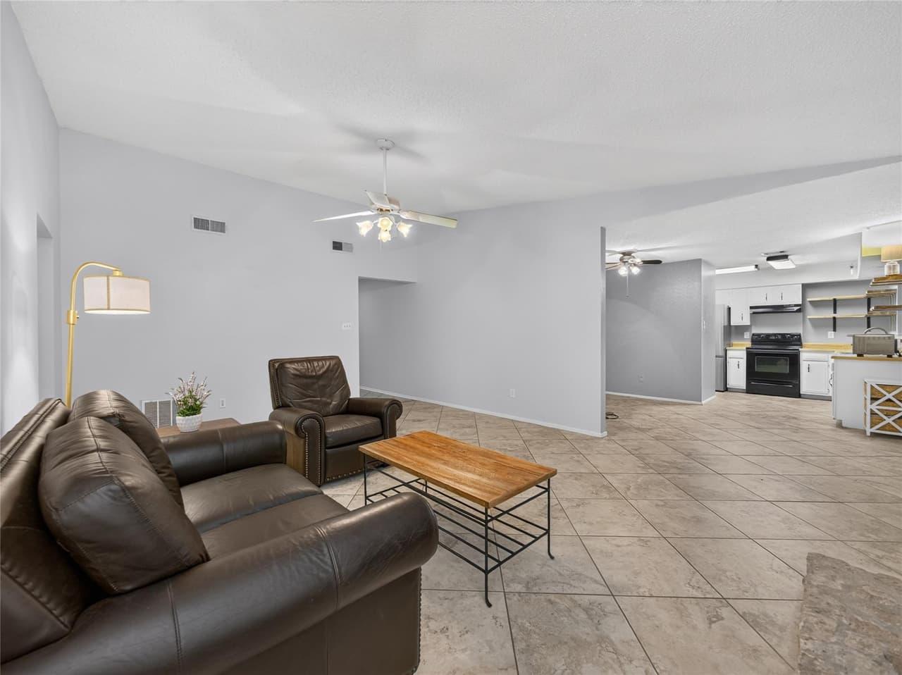3502  Ambleside Dr photo 5